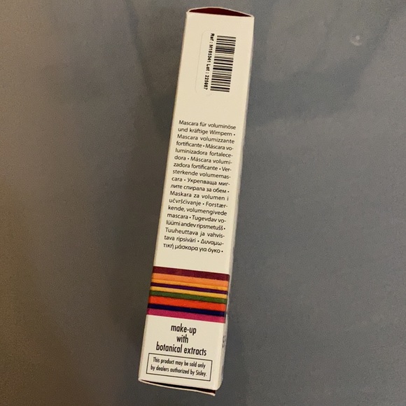 Sisley Volume Mascara Black 8g - Picture 2 of 3